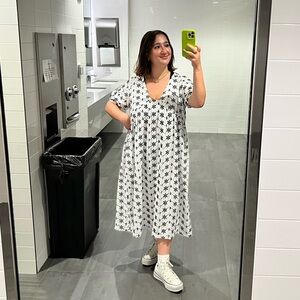 Black and White Eyelet Midi V-neck Smock Dress